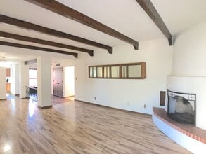 Building Photo - 1099 Carmel Rd