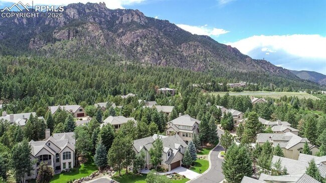 Foto del edificio - 869 Mont Blanc Vw