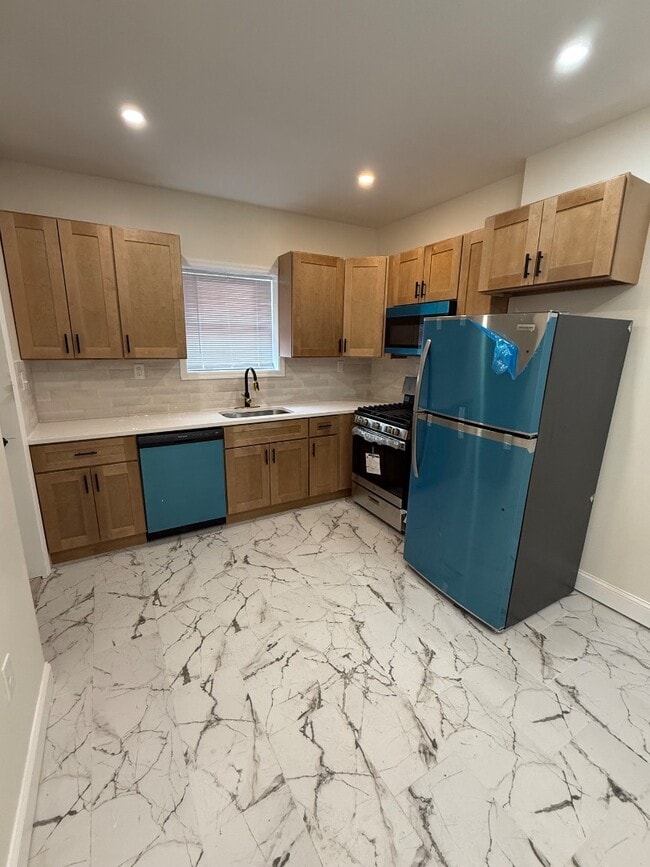 Photo - 608 West St Townhome