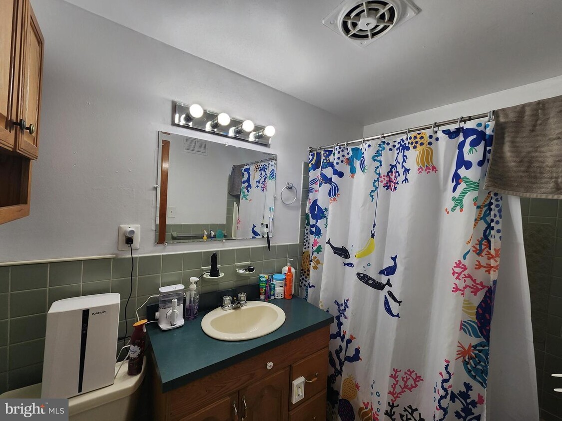 Foto principal - 5473 Houghton Pl