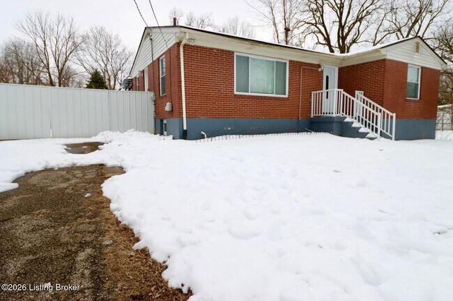 Foto del edificio - 6104 E Manslick Rd