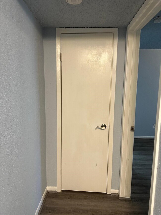 Foto del edificio - 2800 Jeanetta St