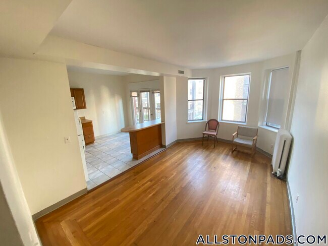Building Photo - 1135 Commonwealth Ave
