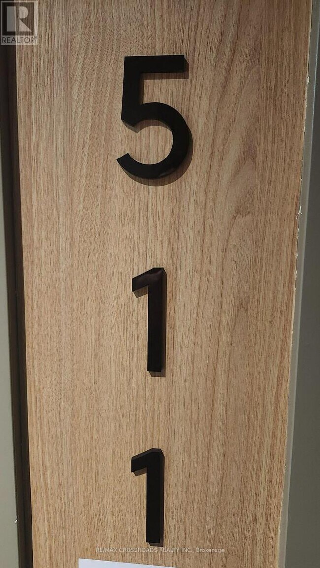 Photo du bâtiment - 720 Whitlock Ave