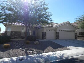 Building Photo - 3409 Amish Ave