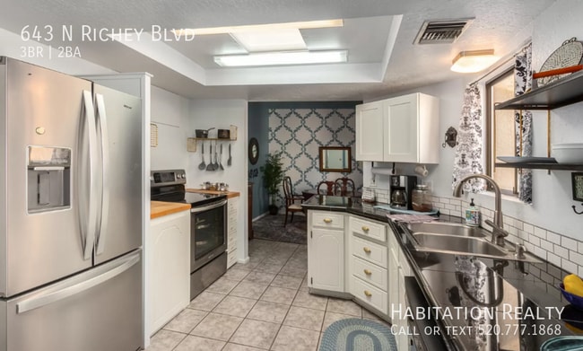 Photo - 643 N Richey Blvd House