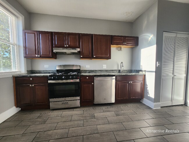 Foto del edificio - 4530 S Calumet Ave