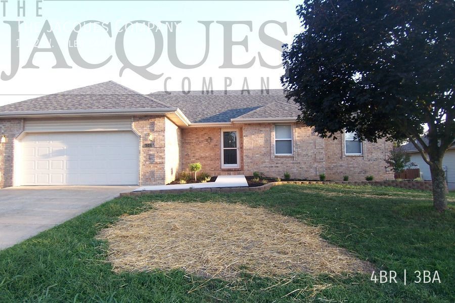 1242 W Tyler Ln, Nixa, MO 65714 House Rental in Nixa, MO