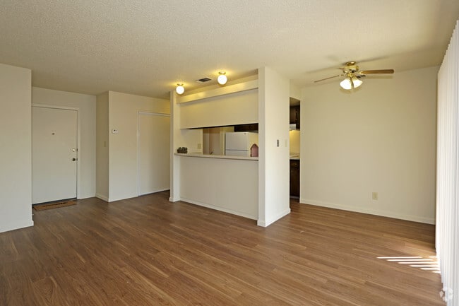 Interior Photo - Fulton Oaks Apartments