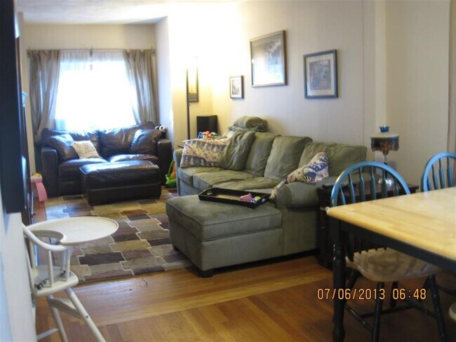 Building Photo - 46 Linden Ave