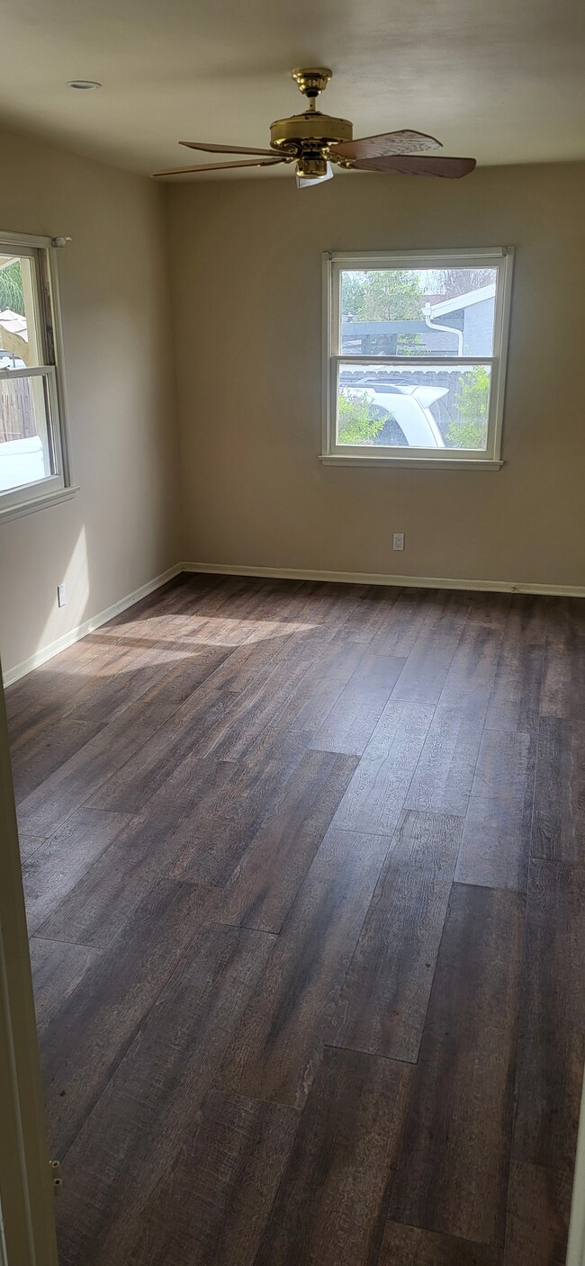 Foto del edificio - 154 Madeline Dr