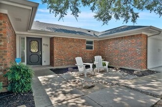 Building Photo - 2137 Pecos Dr