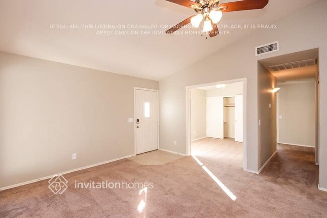 Foto del edificio - 12534 W Edgemont Ave