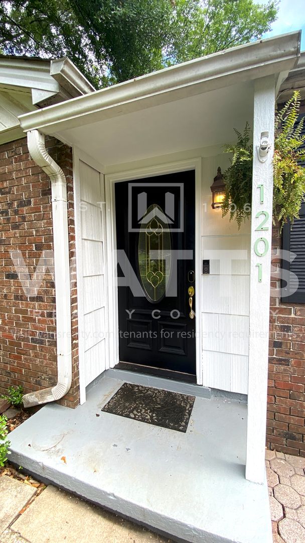 Foto del edificio - Wonderful 3 Bedroom Cottage in Crestline P...