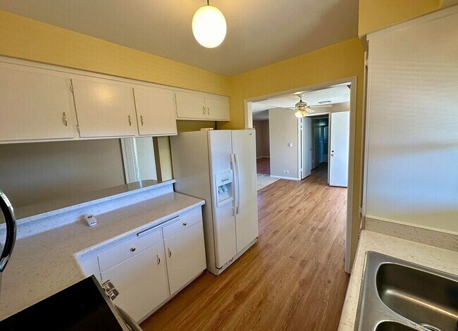 Foto del edificio - 305 Moreton Bay Ln
