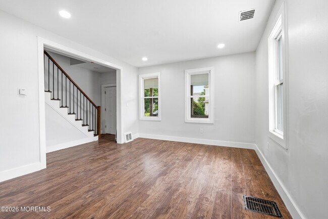 Foto del edificio - 236 Seaview Ave