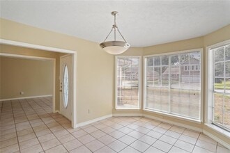 Building Photo - 10518 Linecamp Dr