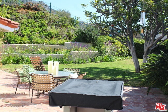 Building Photo - 6236 Trancas Canyon Rd