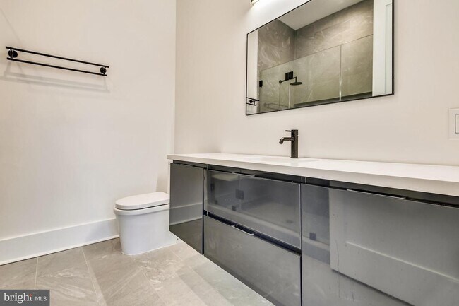 Foto del edificio - 2521 12th St NW