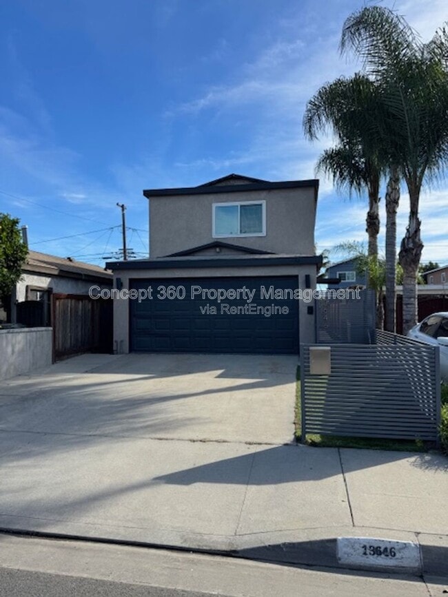 Building Photo - 13646 Verdura Ave