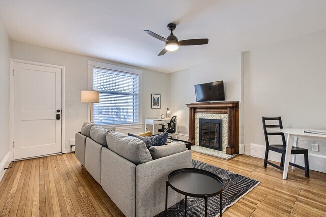 Foto del edificio - 1240 York St