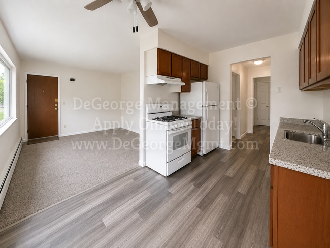 Interior Photo - Emerald Estates