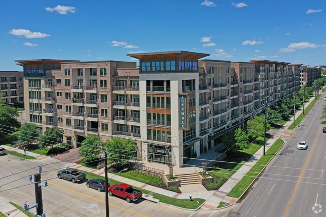 Building Photo - Assembly at Historic Heights (Core)