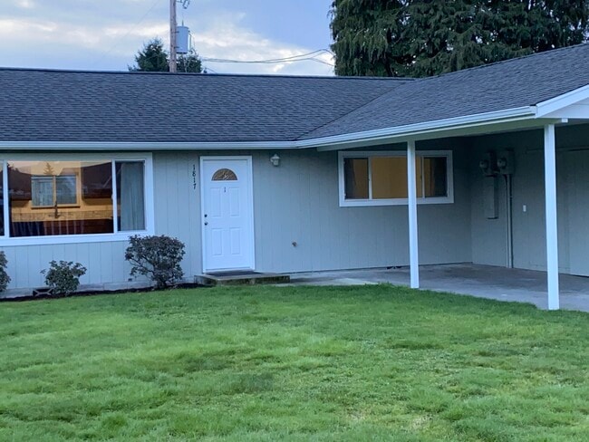 Foto del edificio - 1817 Taylor St