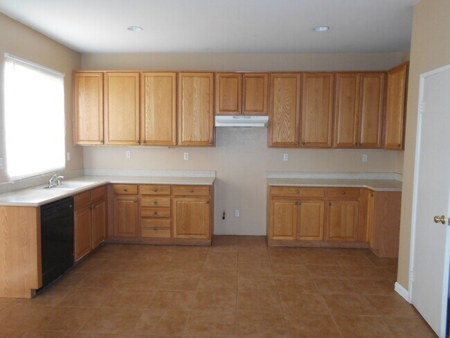 Foto del edificio - 4bd/3ba Home - Moreno Valley Ranch!