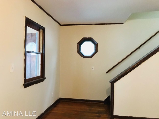 Building Photo - 4 br, 2 bath House - 1511 N Goodman St
