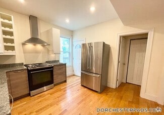 Building Photo - 31 Edison Green