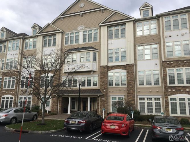 Foto del edificio - 3201 Cedar Village Blvd