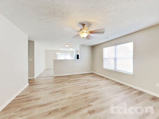 Foto del edificio - 5835 Mosaic Pl