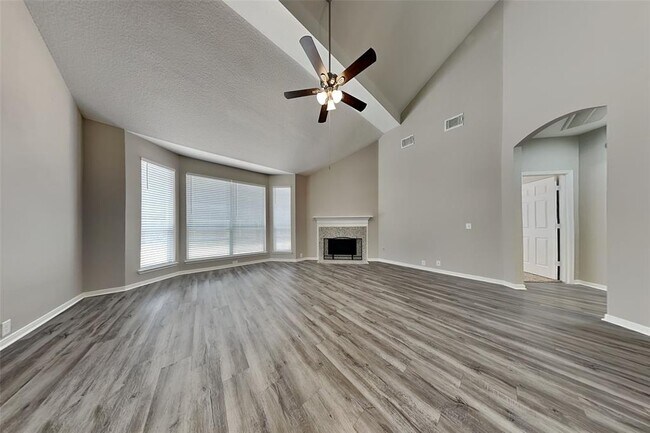 Foto del edificio - 3207 Nickwill Way