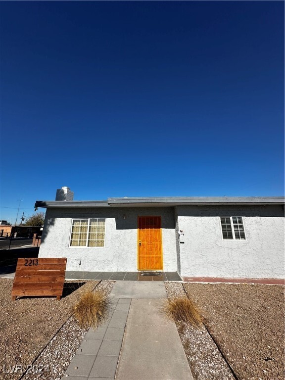 Foto principal - 2213 E Oakey Blvd