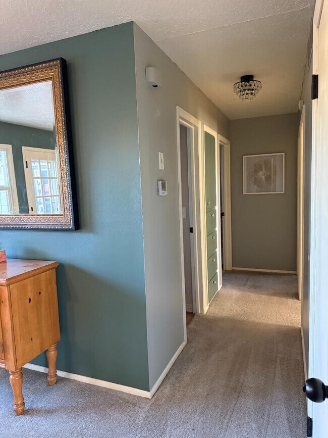 Foto del edificio - 4114 W Greenbrier Dr