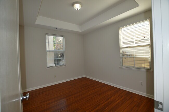 Foto del edificio - 2348 Winepol Loop