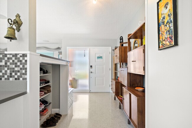 Building Photo - 4056 38th Way S