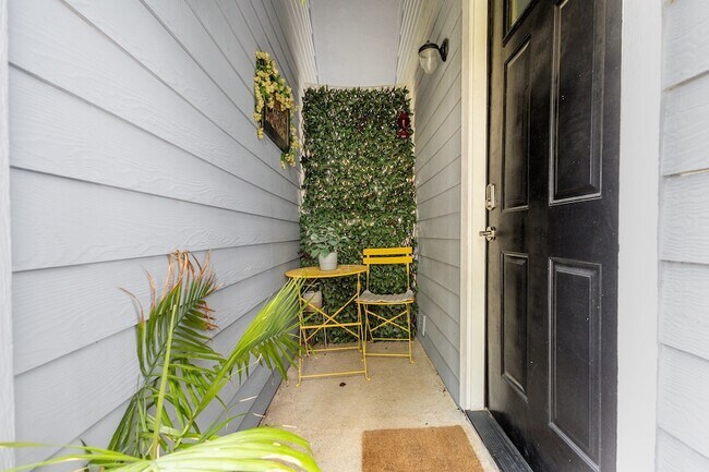 Foto del edificio - 7160 Hickory St