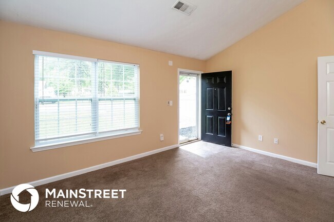 Foto del edificio - 685 Nassau St