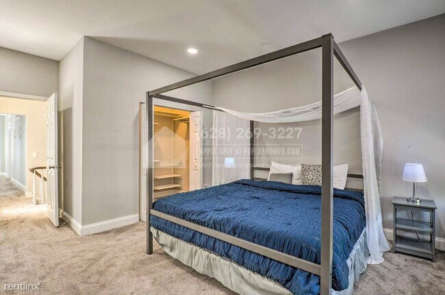 Building Photo - 3 br, 2 bath Townhome - 1332 South Hanover...