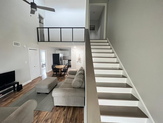 Photo - 515 37th Ave N Apartment