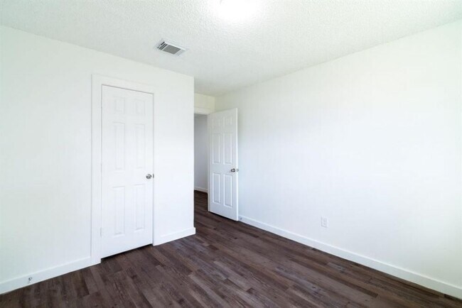 Building Photo - 15910 Plagens Ln Missouri City, TX 77489