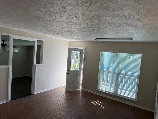 Foto del edificio - 726 4th St