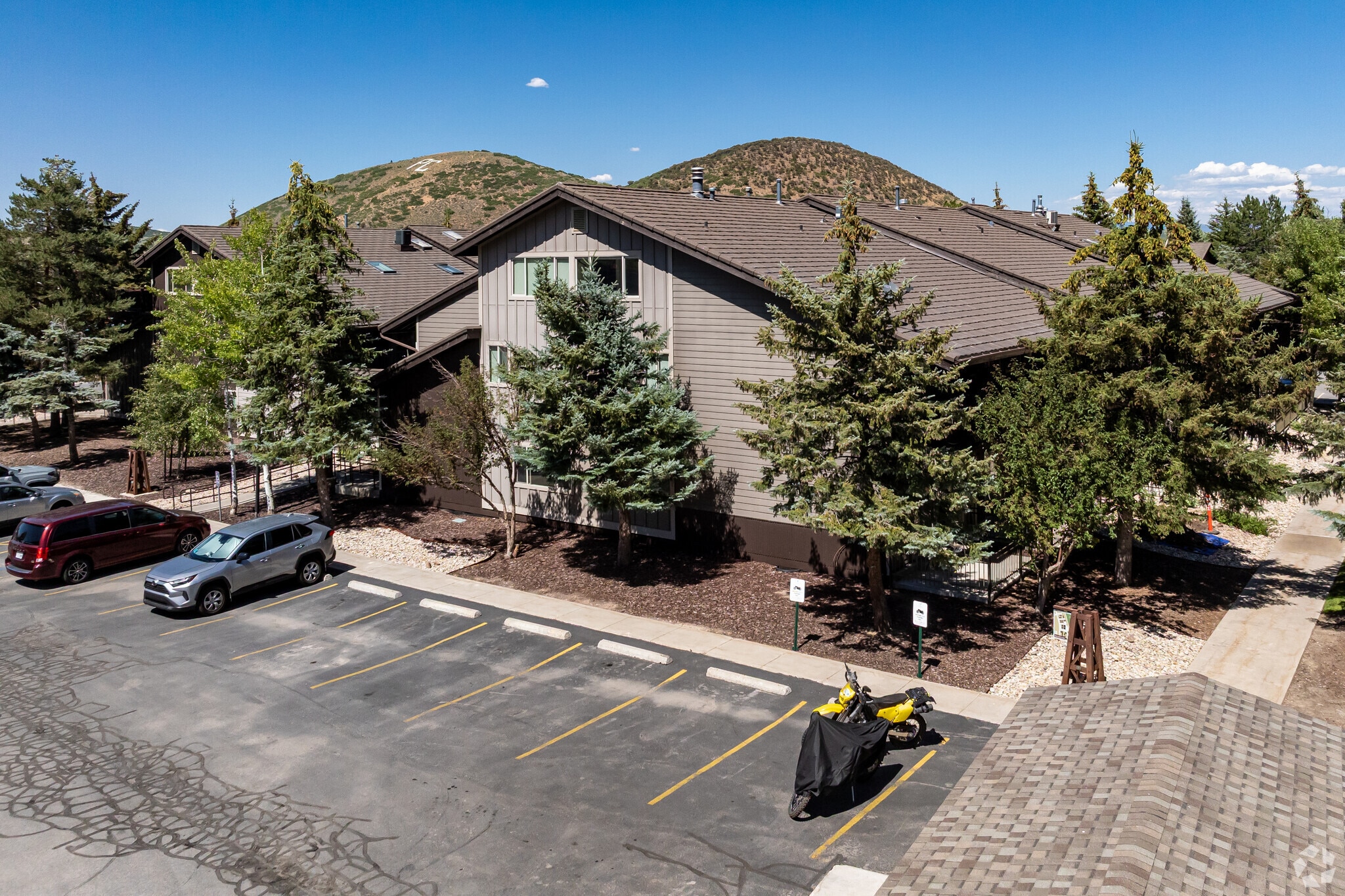 New Claim Condominiums