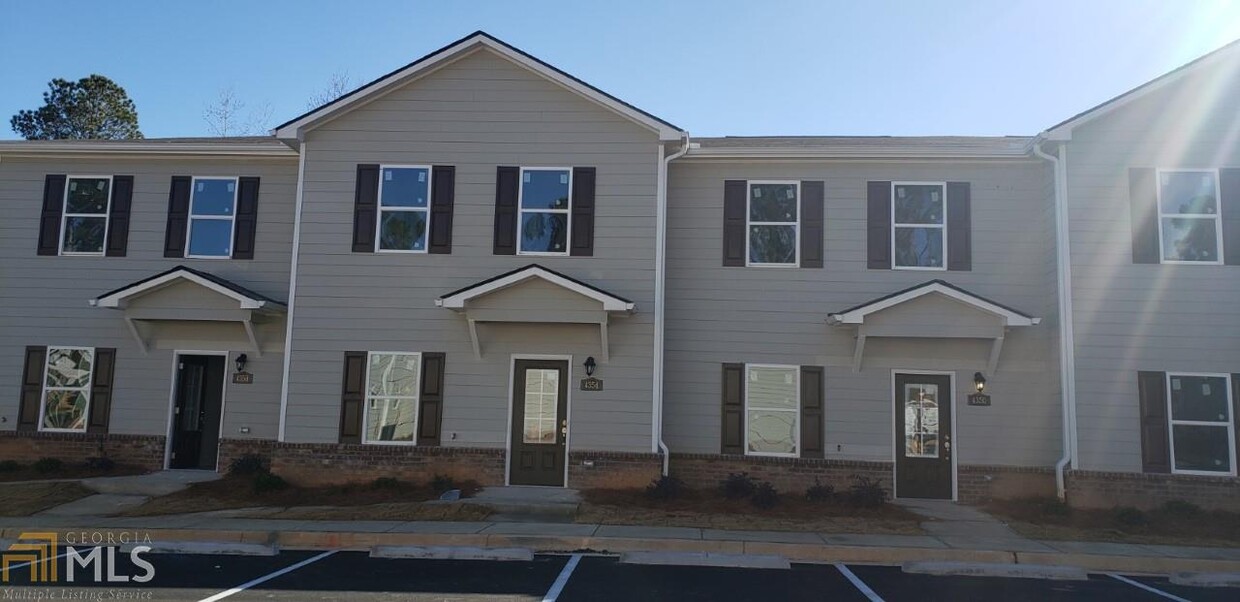 Foto principal - 4327 Shawnee Dr