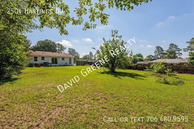 Foto del edificio - 2504 Hastings Dr
