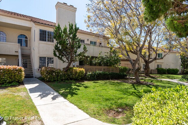 Building Photo - 1050 La Tortuga Dr