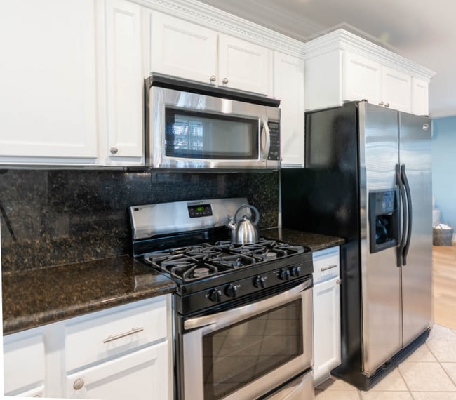 Foto del edificio - 3666 5th Ave