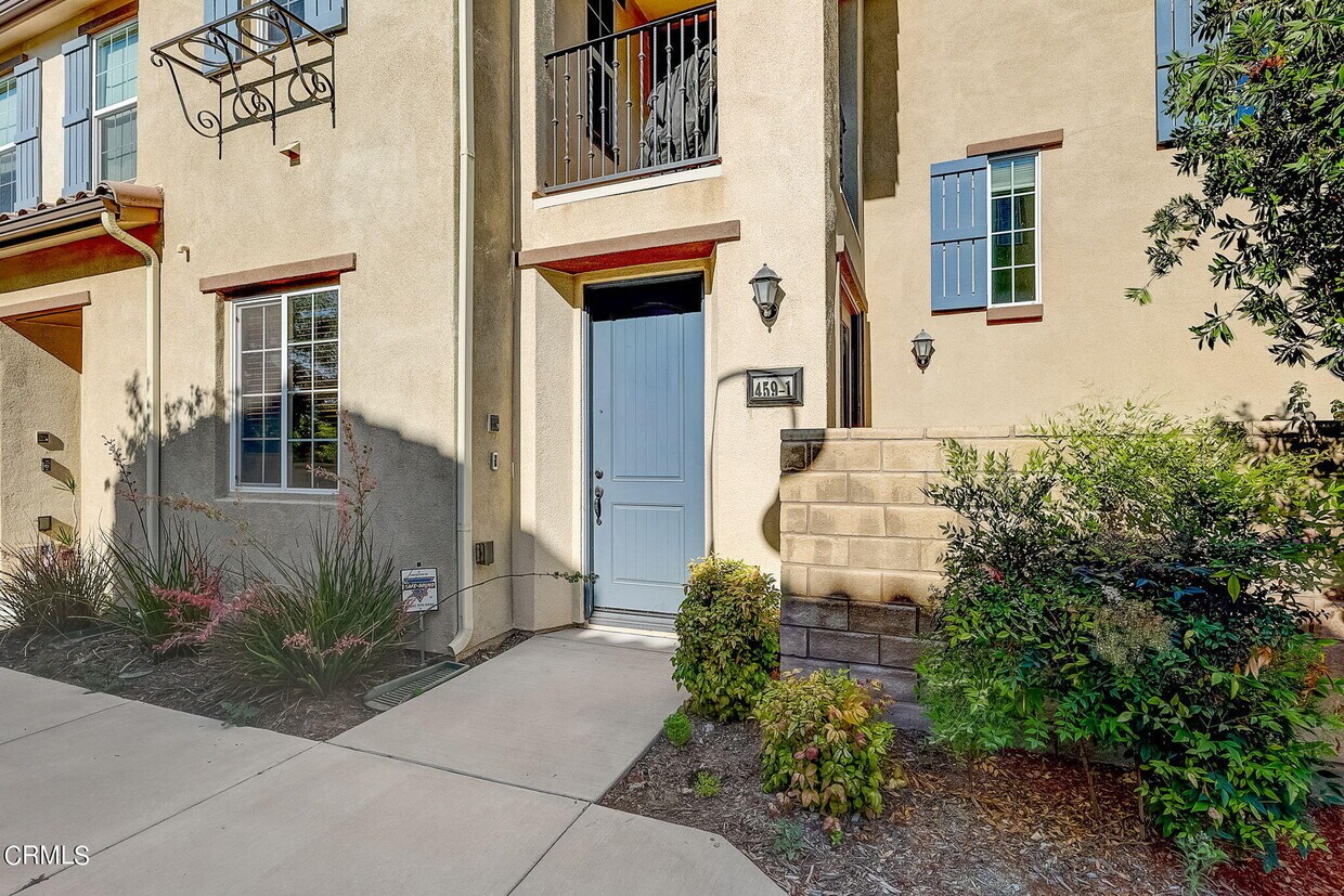 459 Stratus Ln Unit 1, Simi Valley, CA 93065 Condo for Rent in Simi